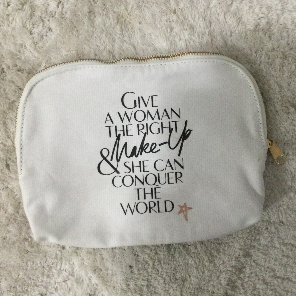 Charlotte Tilbury cosmetic bag with kisses